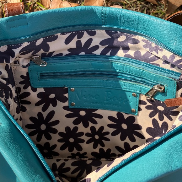 NINO BOSSI leather handbag. - Picture 3 of 6